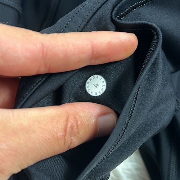 Lululemon Fast & Free 7/8 Tight II *Nulux 25" Black - Picture 6 of 7